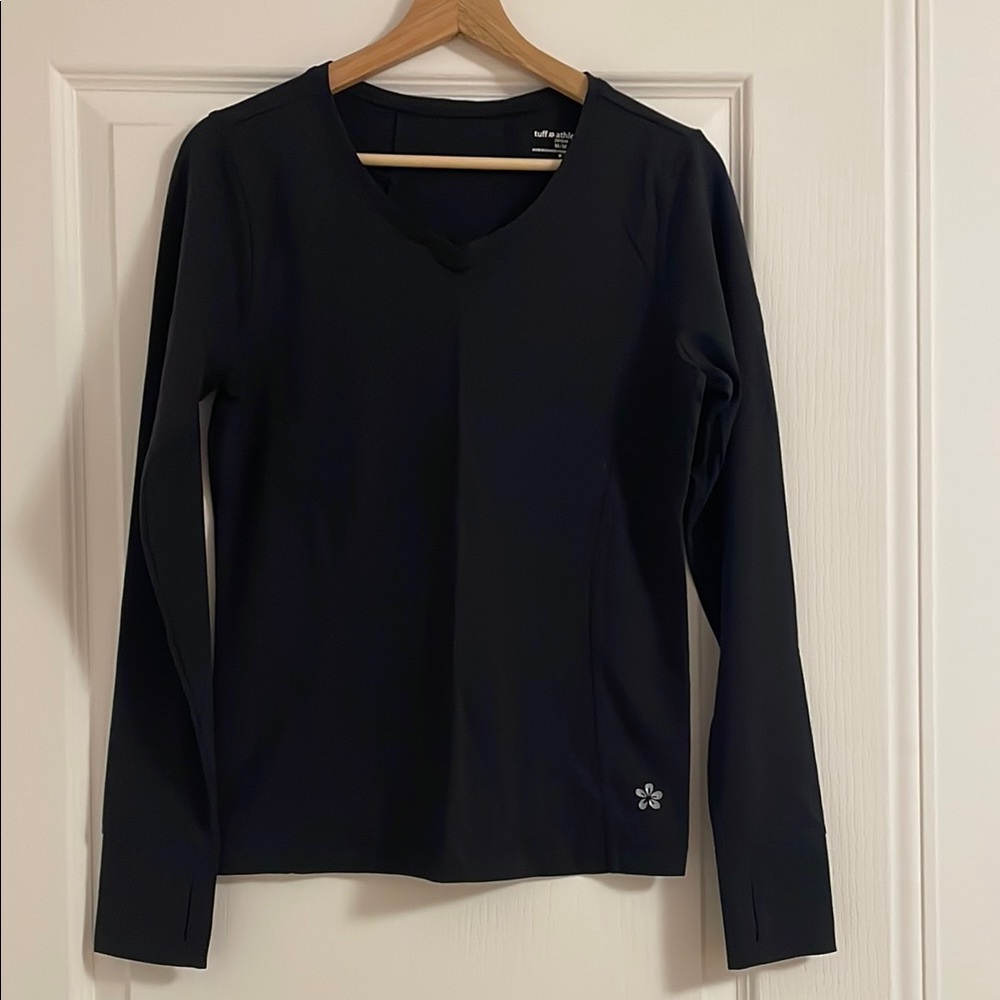 Tuff Athletics Black Long Sleeve T-shirt women’s medium, mesh back, quick drying